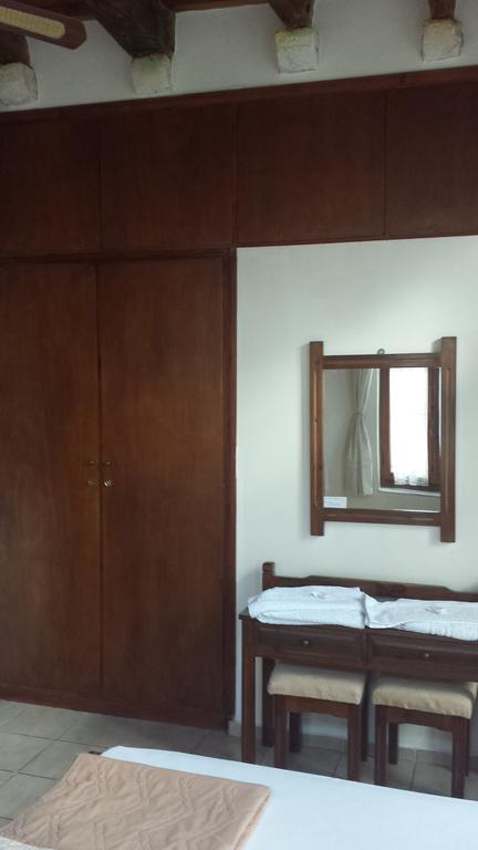 شقة Atelier ريثيمنو المظهر الخارجي الصورة